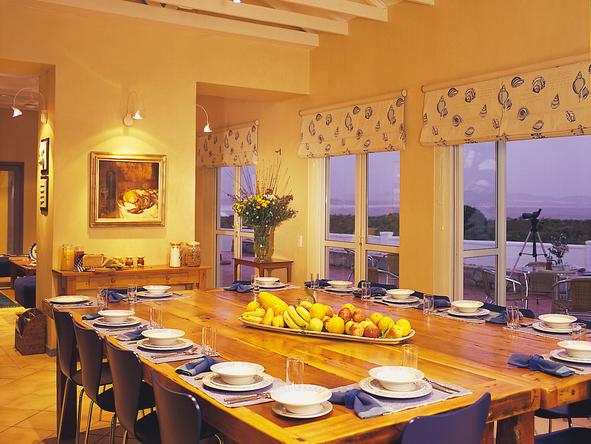 Abalone Guest Lodge - Dining